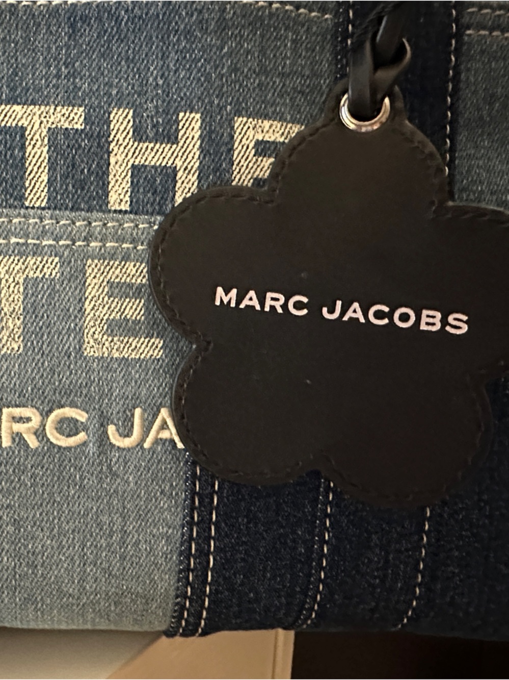 NWT Marc Jacobs "The Daisy" Bag Charm